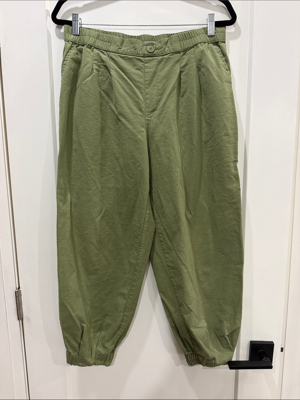 a new day Olive Green Elastic Cuff Joggers women’s size M